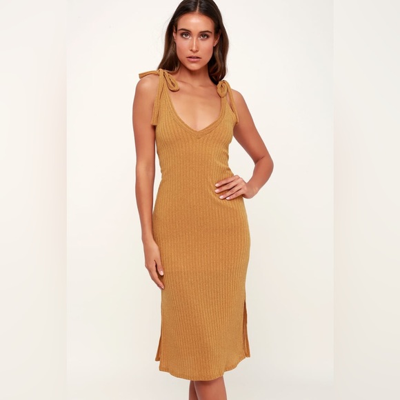 Lulus Ribbed Midi Dress - Picture 2 of 6